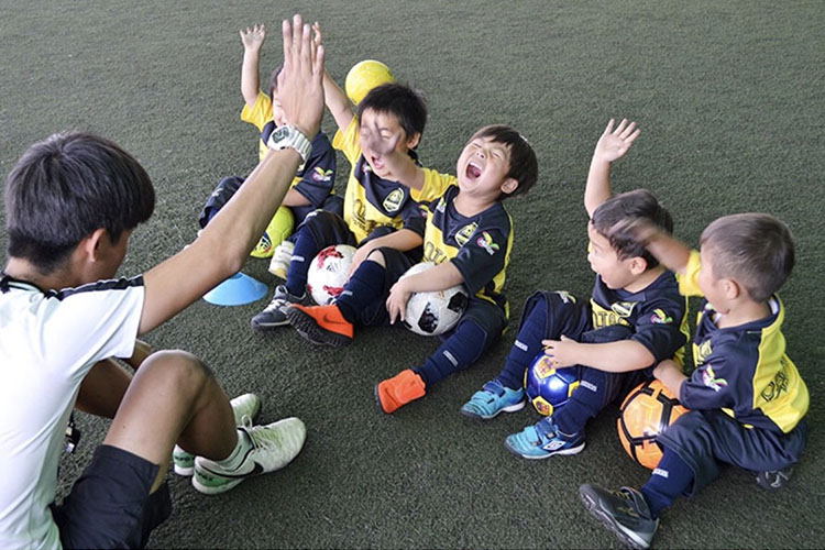 Leo サッカークラブ福岡 福岡市東区 サッカー 福岡県 子ども向けスポーツ教室検索サイトkidsooきっずー